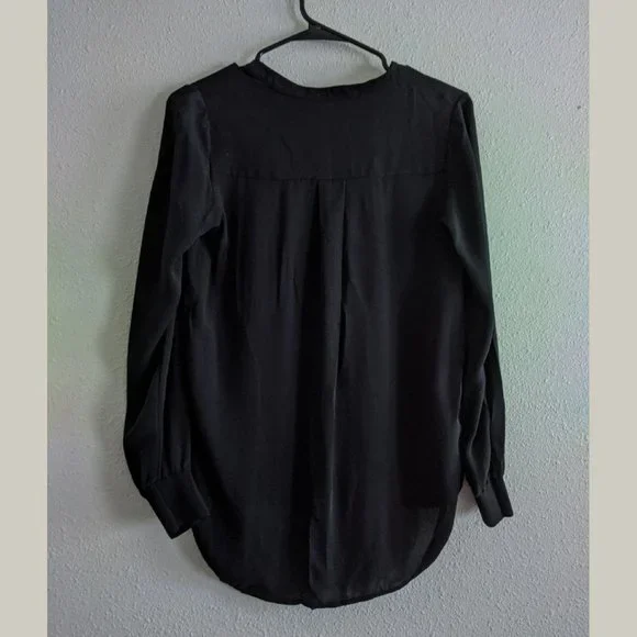 VINCE Black Rib Trim Half Placket Silk Popover Blouse Size 2 - Picture 5 of 13